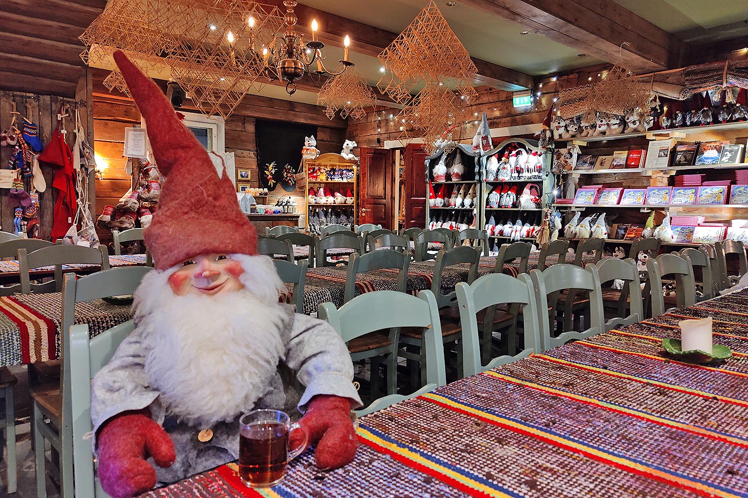 elves-village-cafe