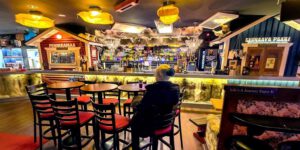 pub-holmola1500x750