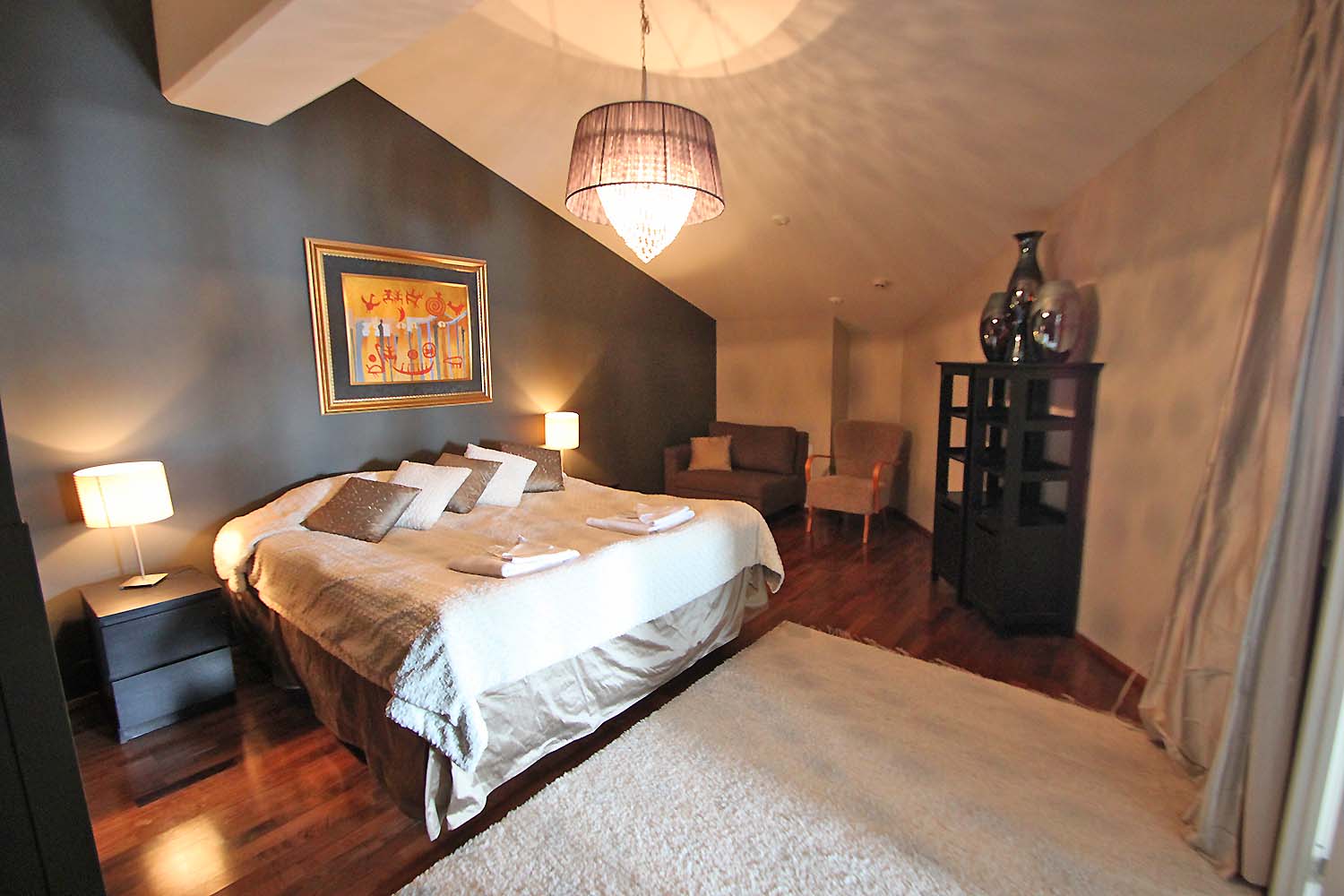 Penthouse-bedroom