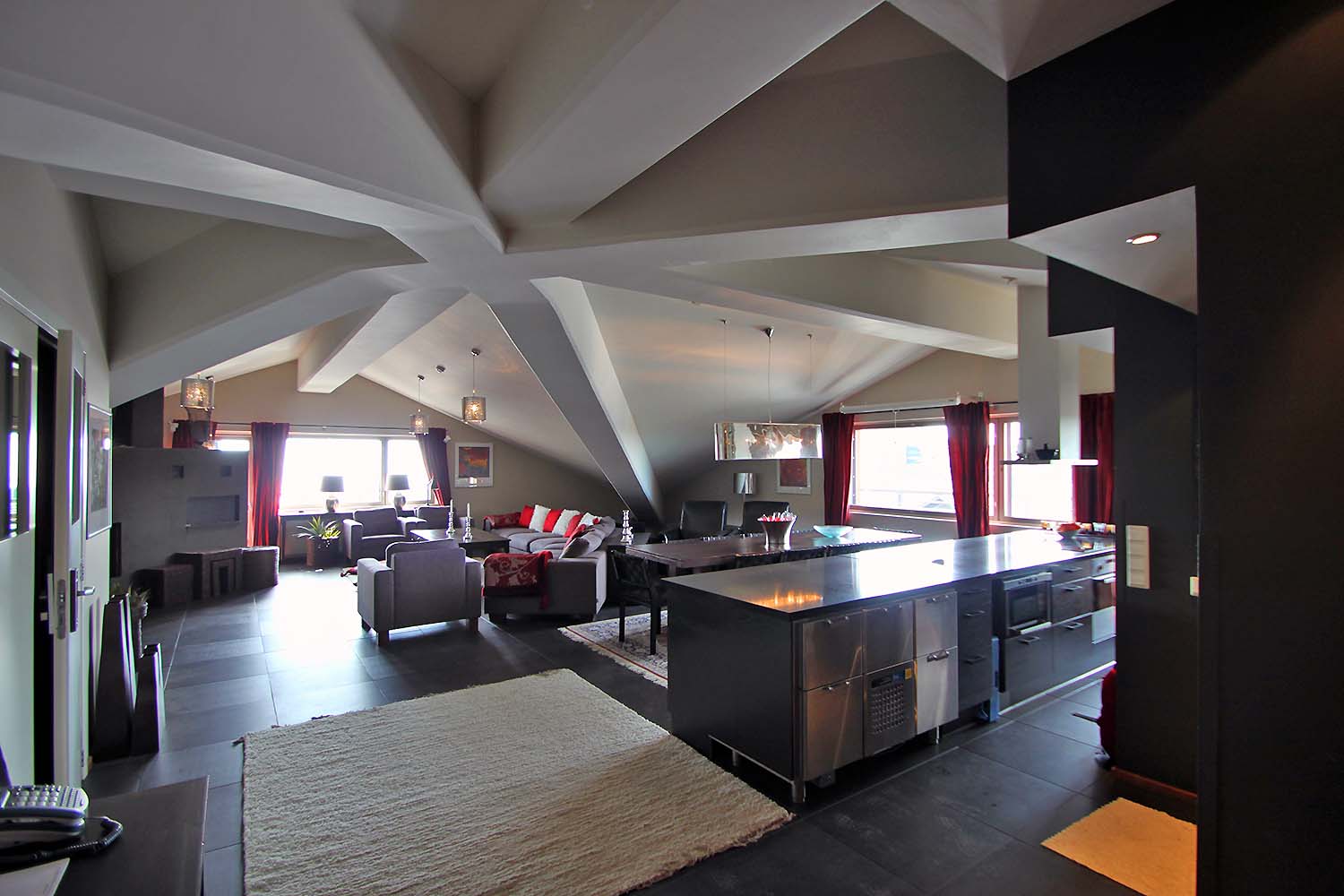 Penthouse-livingroom2
