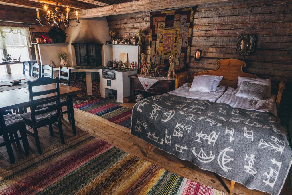 riihi-elvesvillage-1024x683