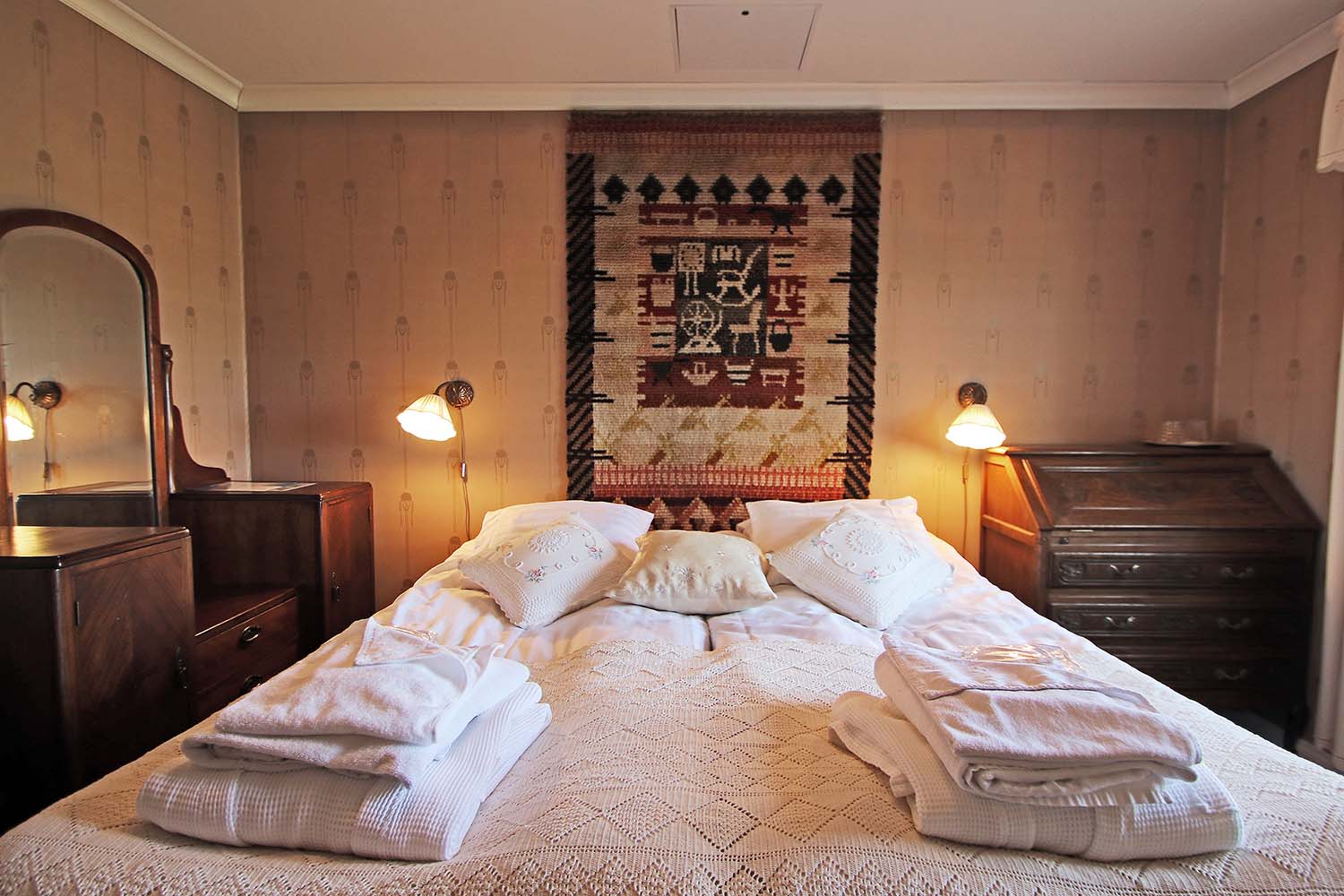hotel-taivaanvalkeat-room