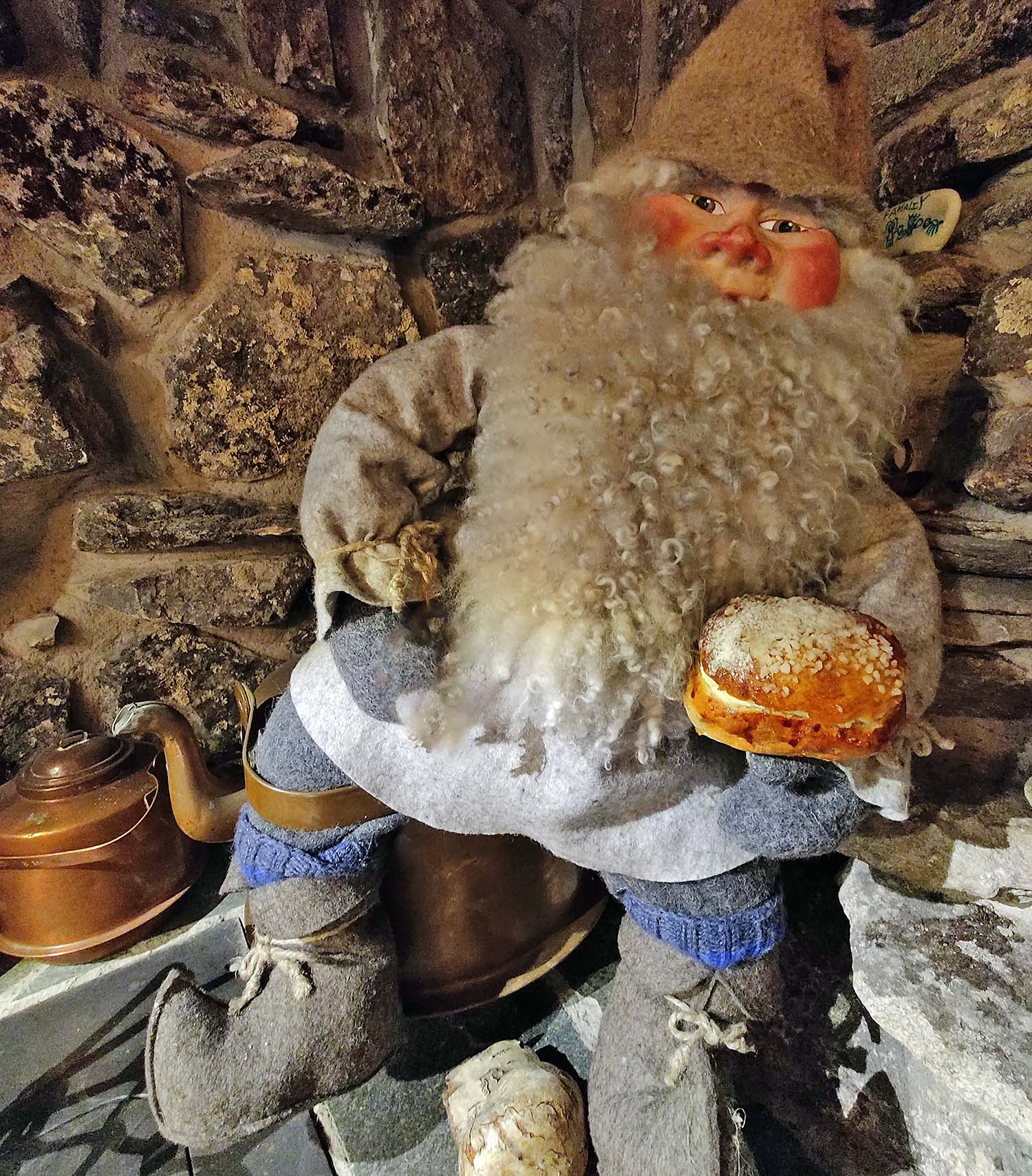 laskiaspulla-tonttu