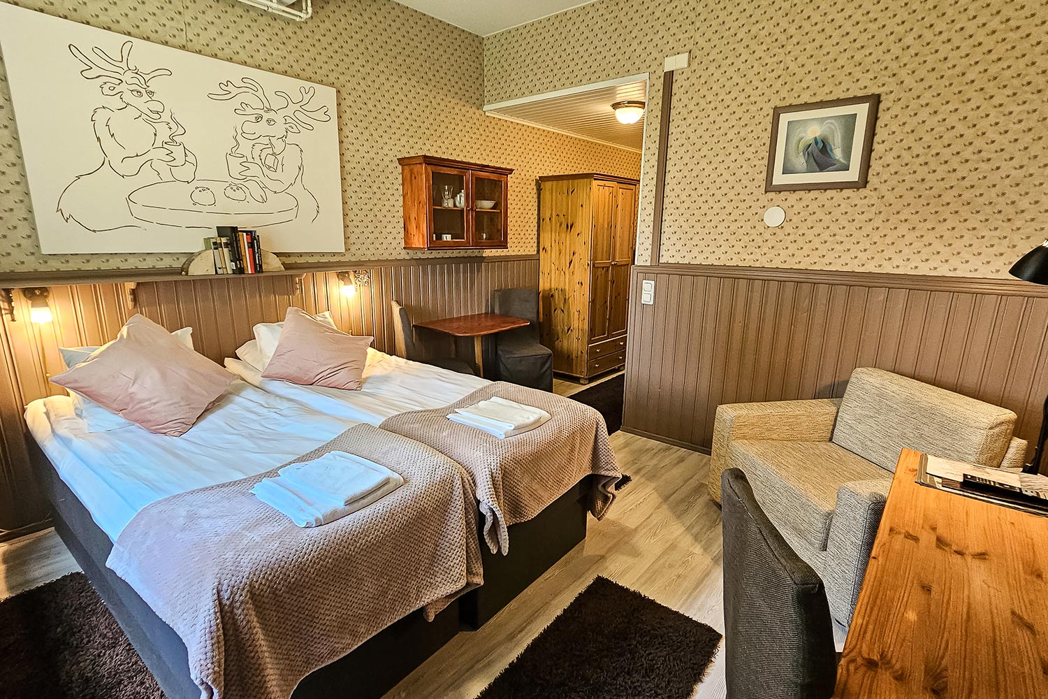 Hotel-Hullu-Poro-double-room-sauna-2024-3
